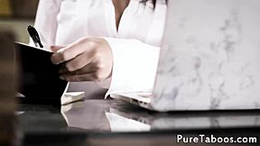 ADORABLE STEPTEEN POUNDED RAW IN KINKY THREEWAY FETISH!