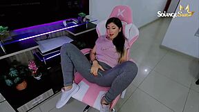 Gaming Chair Squirt Soaks Leggings Wet Pussy Dripping