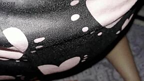 Perverted Stepsister Begs for Hot Cumshot on Her Ass