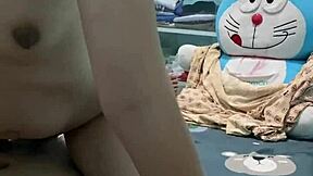 ngentot istri teman HIJAB sampe CROT memeknya becek di kamar tidur