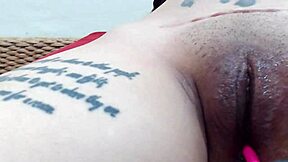 ASIAN BRUNETTE PRINCESS SUCKS BUCETA LIKE PRO PART 1