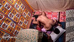 Indian Housewife Agrees to Hotel Creampie for Cash