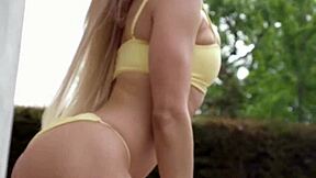 Hey, big ass curvy babe and petite blonde strip nude outside together?