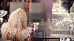 Busty blonde stepmom Jessa Rhodes fucks petite teen Piper Perri's small tits pussy