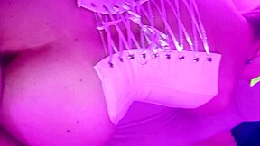 Bar waitress lets foreigners rawdog her huge pussy 😍 Latina slut wife in NYC! 🔥