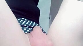  linda jovencita caliente screams from anal dildo masturbation as ladyboy slut rubyqueen