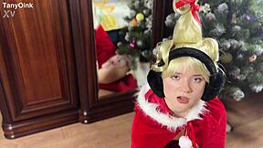 cindy lou cosplay christmas gets naughty in uniform