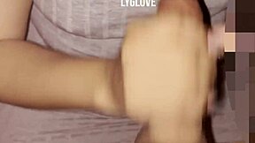 mi amante me da unas mamadas... en cuarto de esposo! casero