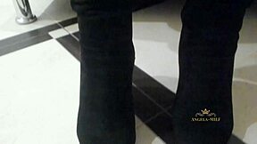 Milf Fingers Hairy Pussy Waiting for Hubby's Young Dick