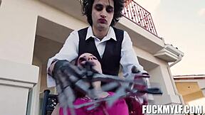 edwards stepmom joins annie jessica for cash threesome blowjobs