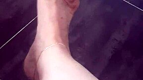 petite feet tease in high def for fetish fans closeup