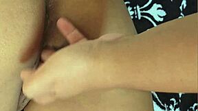 cogeme rapido mi hijo llega pronto fuck this single mom ass for cash