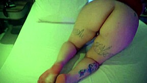 ei minha amiga me chamou pro natal pra foder ela pelada pela primeira vez