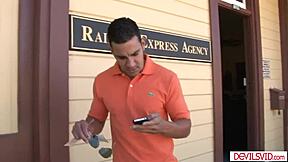 sent bf my shaved pussy pic so he'd come fuck me deep gagging