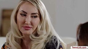 japanese teen facesits busty stepmom lesbian muff dive