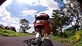 biker shemale flashes panties on bike ride before outdoor cumshot 😈🍑💦