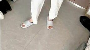 massage master's skills excite female customer intensely