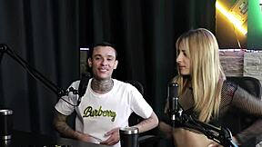 Yasmin pariz sheer red punheta raiva flerte footballer