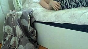 elza kom's nylon tights make you worship her huge ebony ass 👅