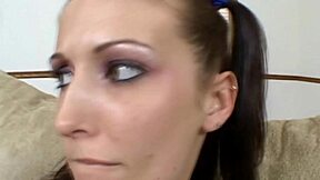 Young lesbians, wanna taste my pussy while i lick yours deep?