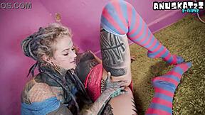 these inked goth girls tease strap-on pussy play