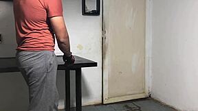 repartidor scores big ass puta in heels beggin' for orgasm!! 😈🍑🔥