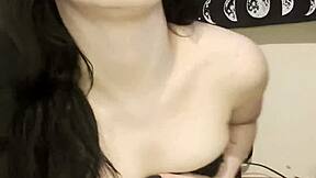 goth teen bends over shaking fat ass for daddy's eyes?