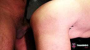 we catch white granny masturbating her wet pussy on the balcony