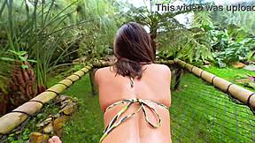 BIG OILED COLOMBIAN ASS BOUNCES WILD ON THICK BBC!