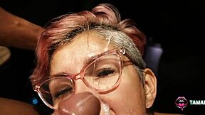 we catch white granny masturbating her wet pussy on the balcony