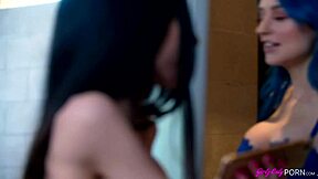 Stepsisters Amber Wilde And Jewelz Blu Scissor Passionately