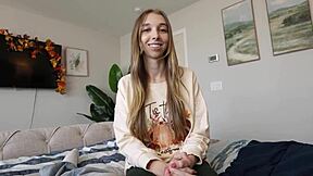 Step sis teases pussy tits before thanksgiving bonding