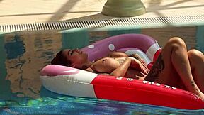 Canadian Milf Heidi's Juicy Big Tits Underwater Pool Masturbation