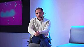 SARATAYLOR DOUBLE PENETRATED EXTREME DOUBLE FACIAL MILK!