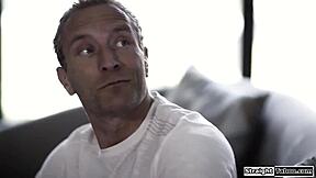 small tits teen gets pounded by older bf 😍🍆