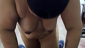 Innocent stepdaughter begs padrastro to pound her ass hard! real homemade