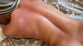 big titty stepsis vanessa marie shares her lil 18+ secret with scott stark 😈 household fantasy roleplay cumshot