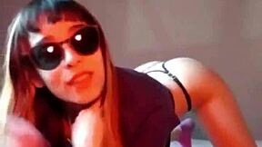 bonneyuwu stuffs marbles in condom for fun play