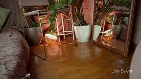 beautiful babe stretches ass with giant toy