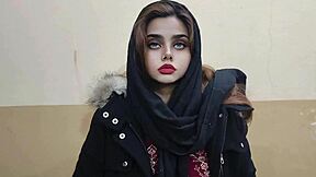 Found This Horny Indian Girl in Jungle She Begs for Rough Pussy Fuck!