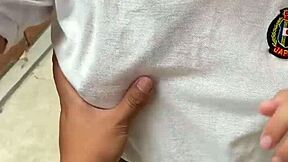 morrita mexicana chupa verga de compa en escuela por perder apuesta?