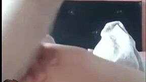 Vecina de 18 Años Ofrece su Culo por 500 Pesos