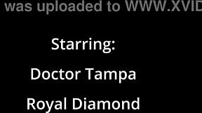 cash for spreading teen tits backstage 😍 royal diamond