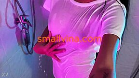 i love shaking my thick asian teen ass curves