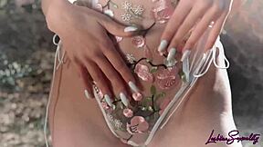 jill kassidy and whitney wright explore wet lesbian passion intimately