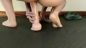 Boyfriend Cancels But 28cm Monster Cock Satisfies Her Deeply