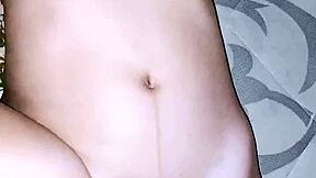 Pembantu Hijab Hamil Serves Master's Lust In Bedroom