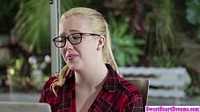 Lesbians Lick Pussy During Study!