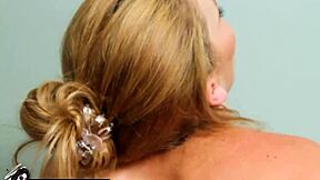 daisy layne rims cute lesbian milf's shaved pussy rough