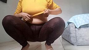 me hago el caliente con esta latina colageno antes de follarla duro